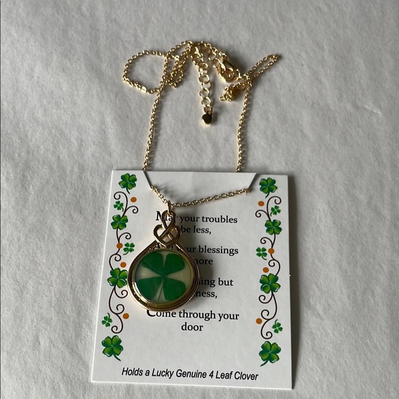 Jewelry - Gold and Green Pendant Necklace with Elegant Design